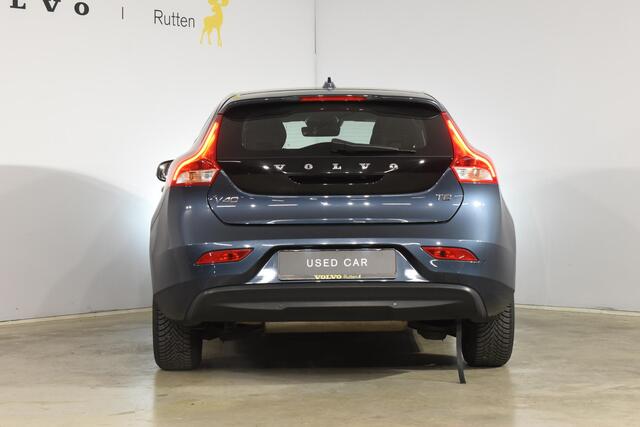 Volvo V40 T2 122PK Automaat Inscription / Navigatie / Stoelverwarming / Achteruitrijcamera / LED koplampen / Parkeersensoren / Cruise Control
