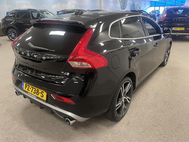 Volvo V40 2.0 T4 190pk BNS Sport R Design Trekhaak 1500kg/ Leer/ Stoelverw./ Pano/ Navi