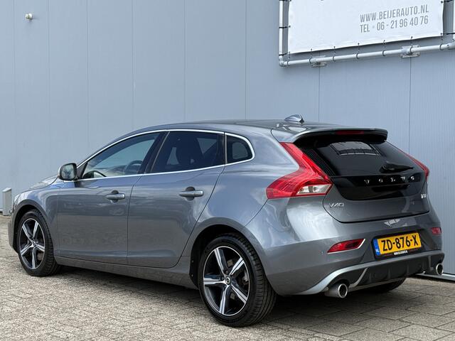 Volvo V40 1.5 T3 Polar+ Sport Automaat R-Design/Pano/Navigatie.