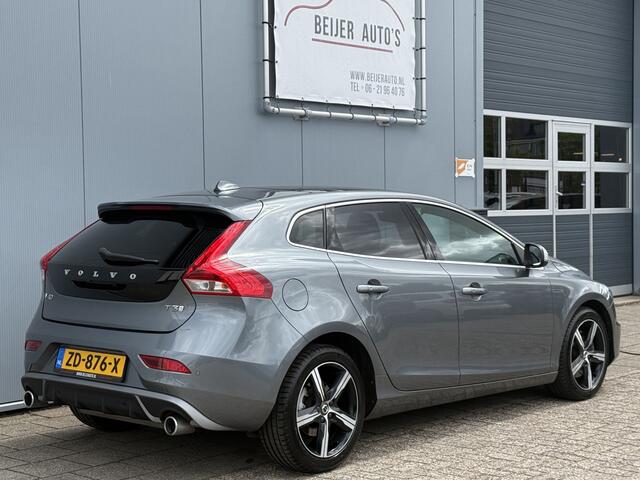 Volvo V40 1.5 T3 Polar+ Sport Automaat R-Design/Pano/Navigatie.