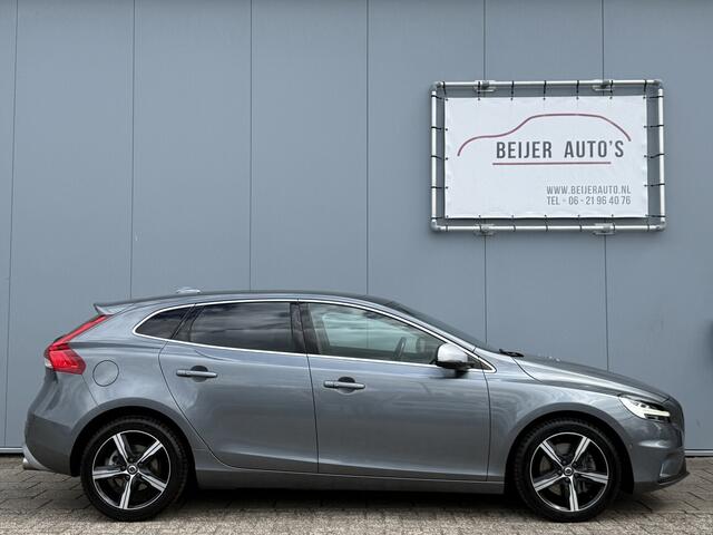 Volvo V40 1.5 T3 Polar+ Sport Automaat R-Design/Pano/Navigatie.