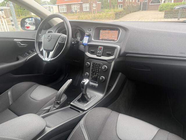Volvo V40 2.0 T2 Momentum