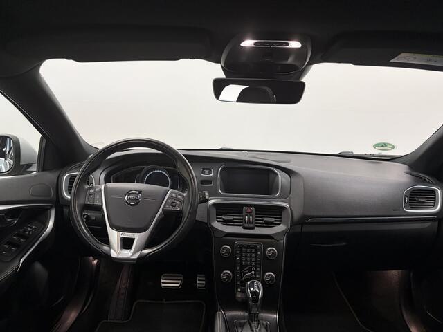 Volvo V40 T3 153pk AUT6 Polar+ Sport Trekhaak 1500kg/ Clima/ Navi/ Pano/