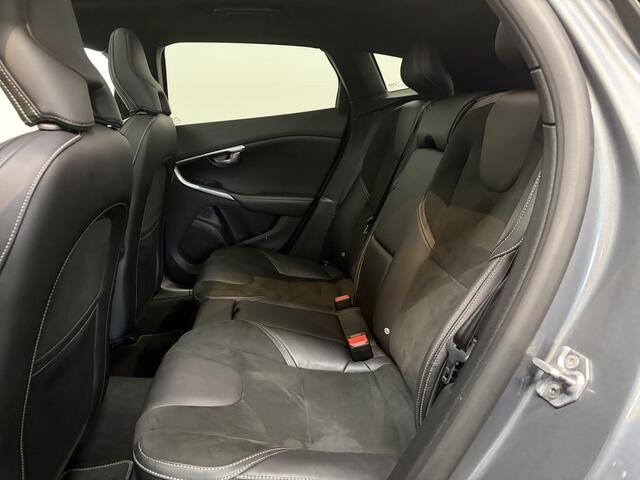Volvo V40 T3 153pk AUT6 Polar+ Sport Trekhaak 1500kg/ Clima/ Navi/ Pano/
