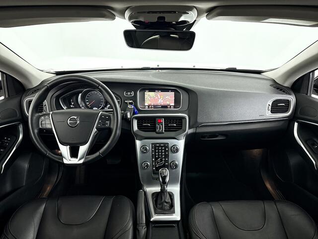 Volvo V40 2.0 T5 Nordic+ | Panoramadak | Parkeercamera | Stoelverwarming | Standkachel