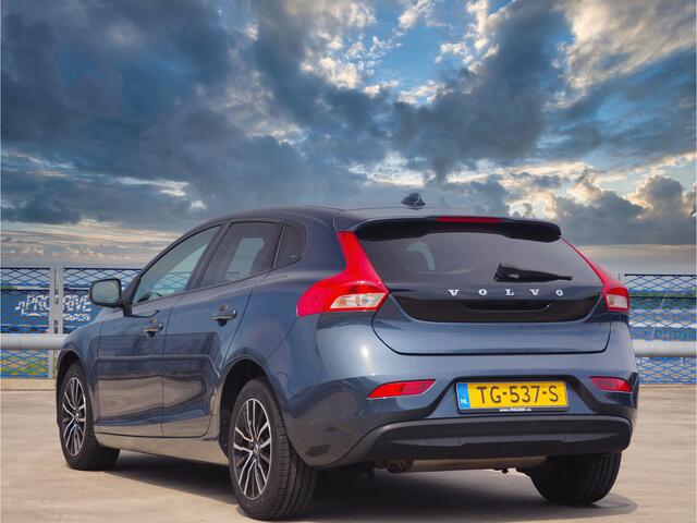 Volvo V40 1.5 T2 Edition+ - HARMAN KARDON - PANORAMA