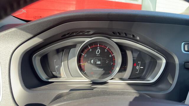 Volvo V40 2.0 T2 Nordic+ FULL LED / STANDKACHEL / STOELVERW / NAVI / CLIMA / PDC / BLUETOOTH / CRUISE / NL-AUTO