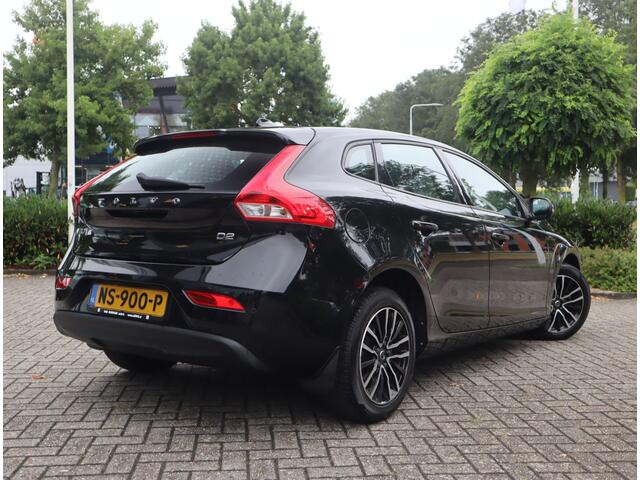 Volvo V40 2.0 D2 Nordic+ Navi / Elekramen / Cruise / Lm-velgen / Stoelverw / Keurig onderhouden / Voldoende Apk /