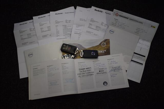 Volvo V40 2.0 T2 Inscription Climate Cruise PDC Navi