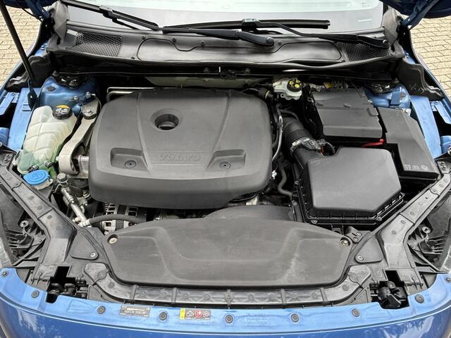 Volvo V40 2.0 T2 R-Design Stoelverwarming PDC On call