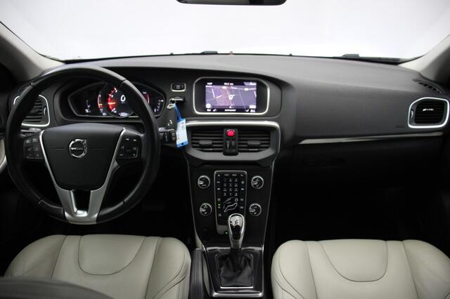 Volvo V40 1.5 T3 Nordic+ Automaat - Panorama, Navi, Camera, Leer, Memory, Stoelverw.