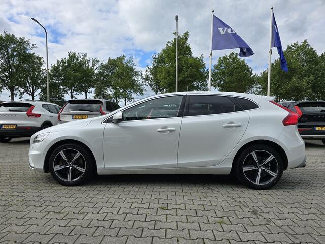 Volvo V40 T3 aut. Polar+ Sport | Adaptieve Cruise | 1e eigenaar | All Season banden | Dealer onderhouden