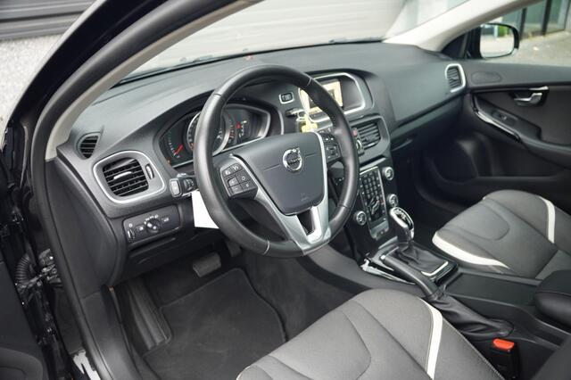 Volvo V40 1.5 T3 R-Design