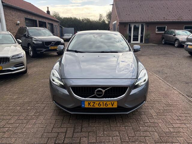 Volvo V40 T2 Nordic Automaat