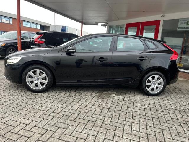 Volvo V40 2.0 T2 122 PK Navi Led koplampen Bluetooth Stoelverwarming