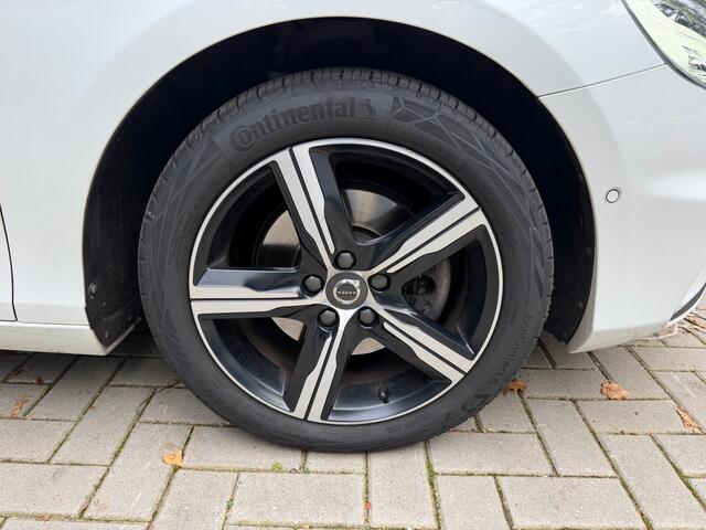 Volvo V40 2.0 T4 Business Sport