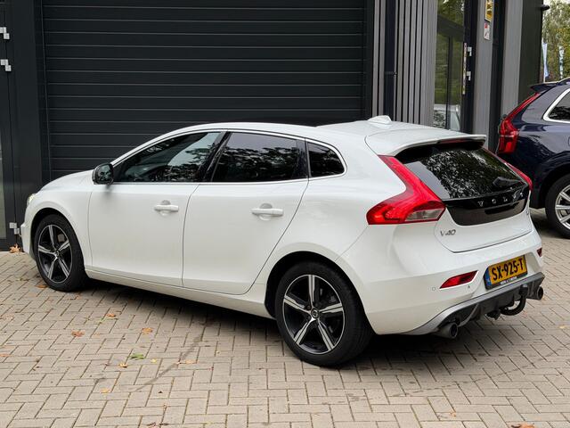 Volvo V40 2.0 T4 Business Sport