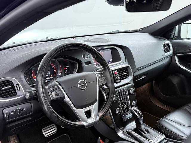 Volvo V40 1.5 T3 Polar+ Sport Automaat ACC | Panodak | Leder