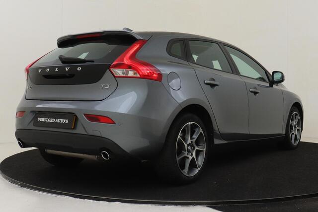 Volvo V40 T3 AUT. MOMENTUM -ADAP.CRUISE|CAMERA|PDC|PERFORMANCE.AUDIO|KEYLESS|STANDKACHEL|ADAP.LED|BLIS|17"WINTERBANDEN|DEALEROH.