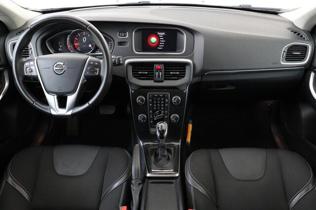 Volvo V40 T3 AUT. MOMENTUM -ADAP.CRUISE|CAMERA|PDC|PERFORMANCE.AUDIO|KEYLESS|STANDKACHEL|ADAP.LED|BLIS|17"WINTERBANDEN|DEALEROH.