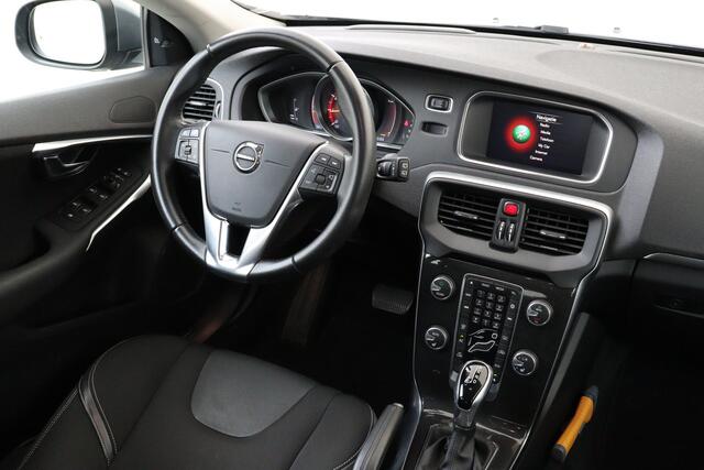 Volvo V40 T3 AUT. MOMENTUM -ADAP.CRUISE|CAMERA|PDC|PERFORMANCE.AUDIO|KEYLESS|STANDKACHEL|ADAP.LED|BLIS|17"WINTERBANDEN|DEALEROH.