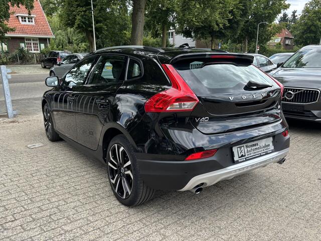 Volvo V40 CROSS COUNTRY 2.0 T4 AWD ACC Panorama BLIS PDC camera
