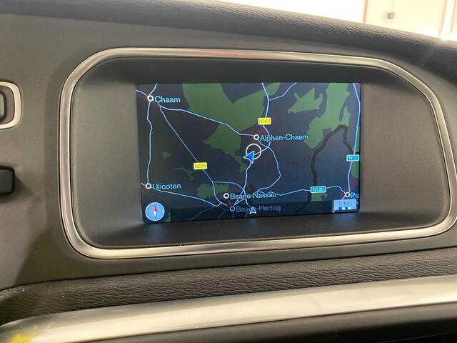 Volvo V40 CROSS COUNTRY 1.5 T3 Summum | Blis | Adaptieve cruise controle | DAB | Leder | Memory | Camera |