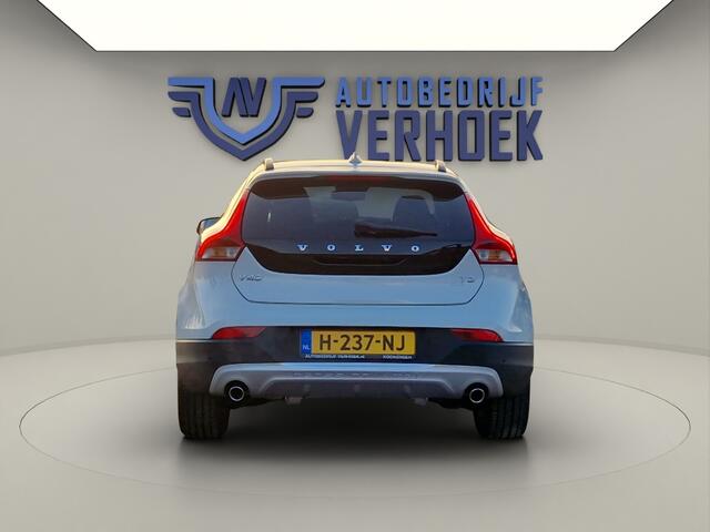 Volvo V40 CROSS COUNTRY 1.5 T3 Polar+ Luxury Panoramadak - Harman Kardon