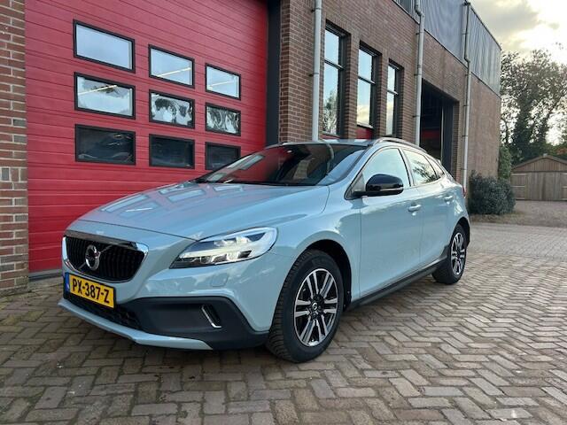 Volvo V40 CROSS COUNTRY 1.5 T3 Nordic+