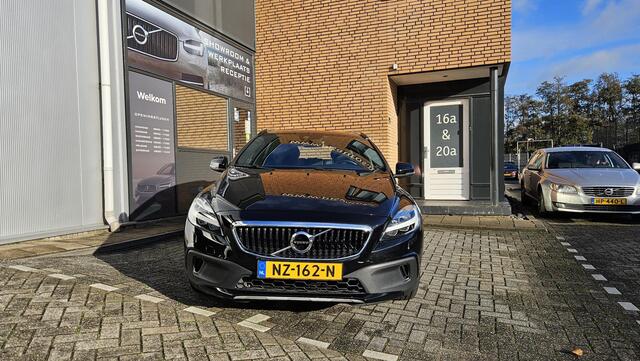 Volvo V40 CROSS COUNTRY 1.5 T3 Nordic+