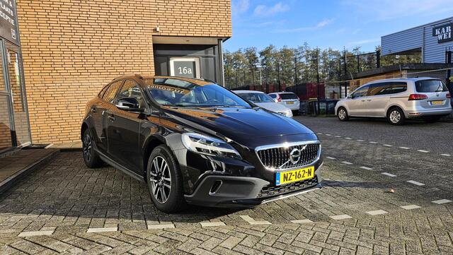 Volvo V40 CROSS COUNTRY 1.5 T3 Nordic+