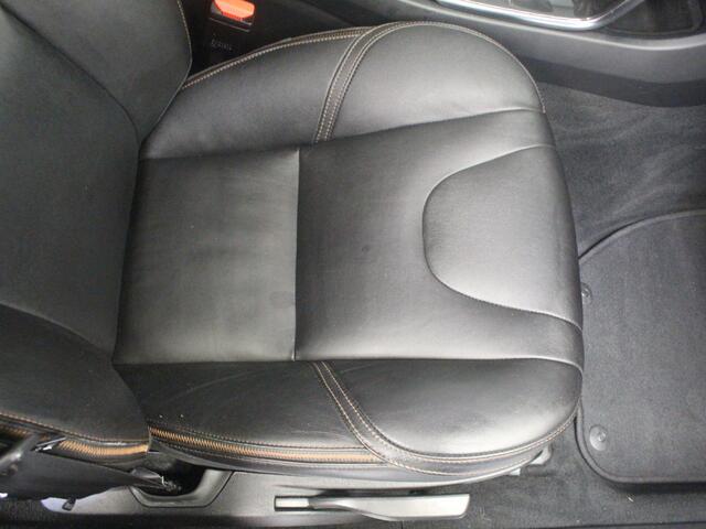 Volvo V40 CROSS COUNTRY T3 Polar+ Luxury | Rijklaarprijs | Trekhaak |