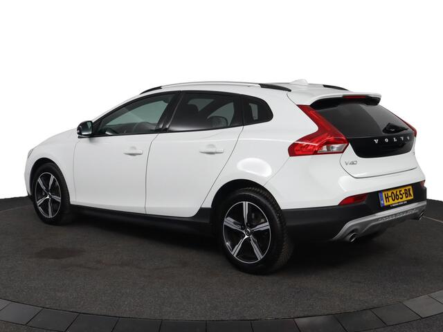 Volvo V40 CROSS COUNTRY T3 Polar+ Luxury | NAP | Automaat | 1e eigenaar | Pano | Leder | Stoelverwarming | Keyless