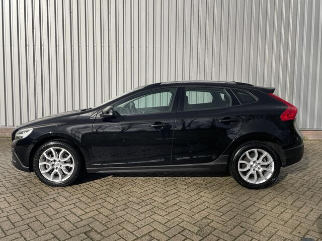 Volvo V40 CROSS COUNTRY 1.5 T3 Nordic+