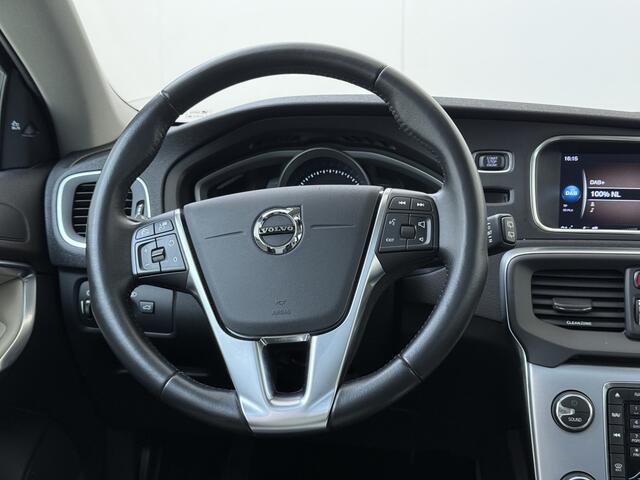 Volvo V40 CROSS COUNTRY 1.5 T3 Nordic+