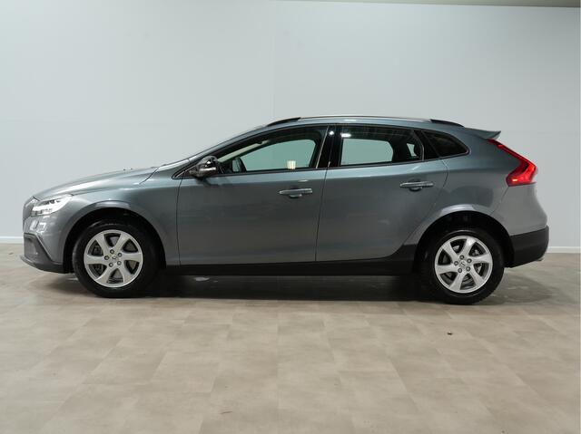 Volvo V40 CROSS COUNTRY 1.5 T3 150pk Automaat Nordic Navigatie Camera Standkachel Stoelverw. Acc 202