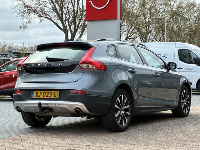 Volvo V40 CROSS COUNTRY 1.5 T3 Dynamic Edition Automaat 153PK | Cruise Control | Navigatie | Trekhaak