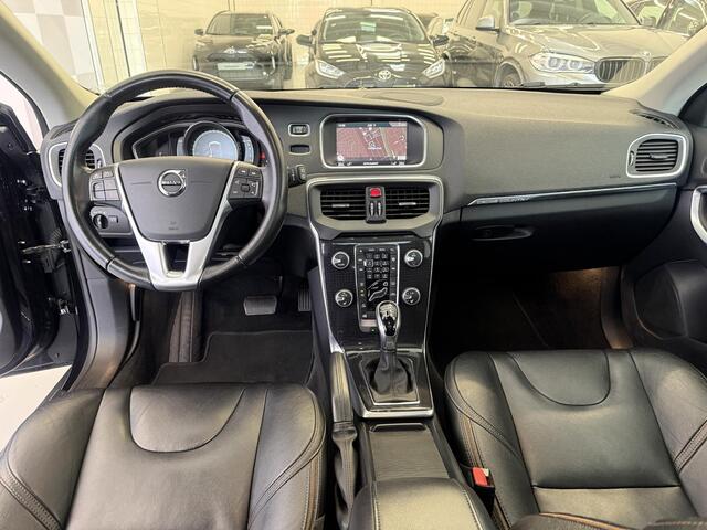 Volvo V40 CROSS COUNTRY 1.5 T3 Polar+ Luxury Pano / Leer / Garantie / Camera