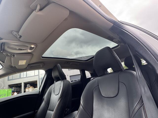 Volvo V40 CROSS COUNTRY 1.5 T3 Polar+ Luxury Pano dak, Leer, Navi