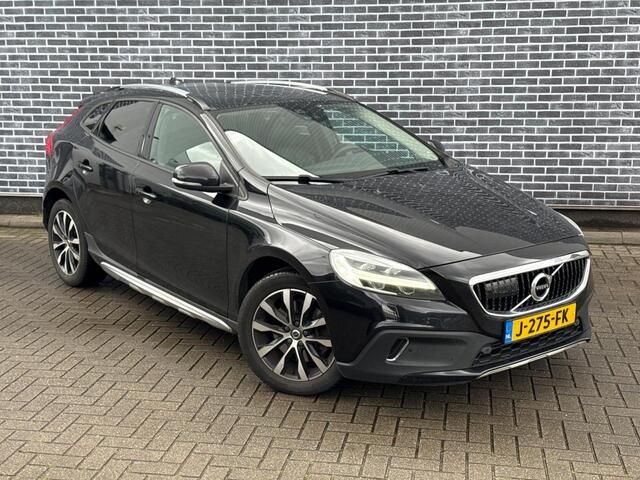 Volvo V40 CROSS COUNTRY 1.5 T3 Polar+ Luxury | Trekhaak | Lederen Bekleding | Achteruitrijcamera | Parkeersensoren | Cruise Control Adaptief | BLIS | Navigatie | High Performance Audio | LED Koplampen | Elektrisch Verstelbare Stoel | Parkeerverwarming | Panoramadak