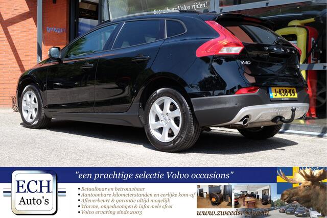 Volvo V40 CROSS COUNTRY 2.0 T3 152 pk Nordic+ Navi, Stoelverwarming, LED, Trekhaak