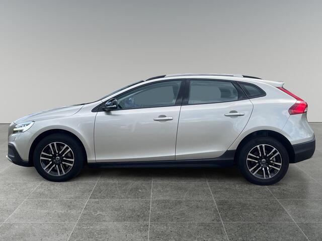 Volvo V40 CROSS COUNTRY 1.5 T3 Nordic+ l Trekhaak l
