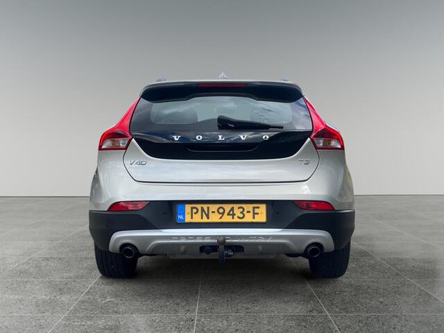 Volvo V40 CROSS COUNTRY 1.5 T3 Nordic+ l Trekhaak l