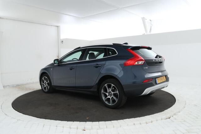 Volvo V40 CROSS COUNTRY 2.0 D2 Summum Leer, Navigatie, Climate,