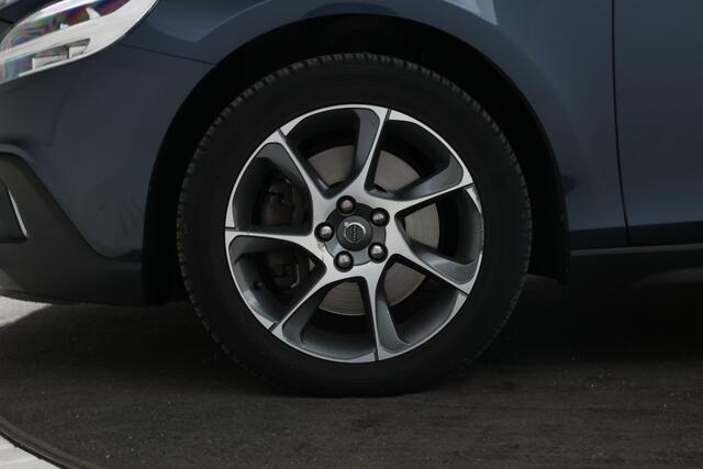 Volvo V40 CROSS COUNTRY 2.0 D2 Summum Leer, Navigatie, Climate,