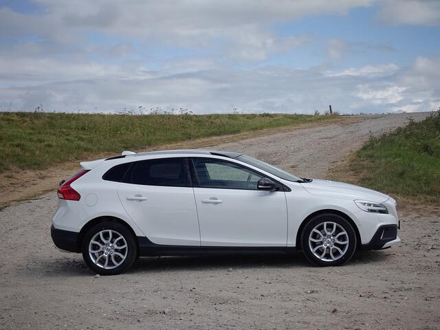 Volvo V40 CROSS COUNTRY 1.5 T3 Polar+ Luxury | Garantie