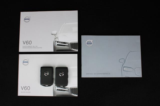 Volvo V60 2.0 T5 Momentum Pro / AppleCarplay / Verw. Voorstoelen / PDC V + A / 18" LMV