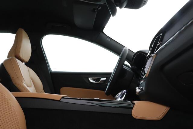 Volvo V60 Volvo V60 T6 RECHARGE AWD PLUS DARK GEVENT.LEDER|360°CAM|ADAP.CRUISE|KEYLESS|VERW.VOORRUIT