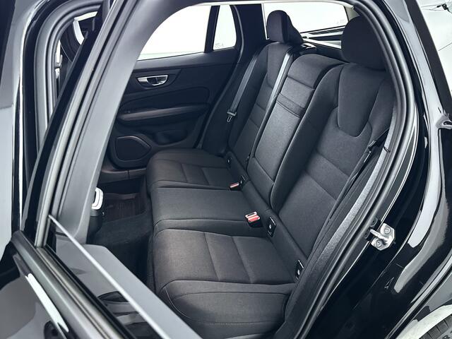 Volvo V60 B3 Aut. Momentum Advantage | Parkeercamera | Stoel- en stuurverwarming | Trekhaak