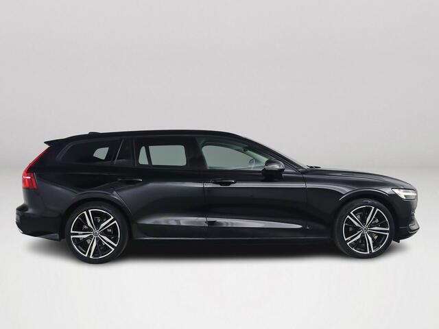 Volvo V60 B3 Aut. Momentum R-Design Styling | Parkeercamera | Trekhaak